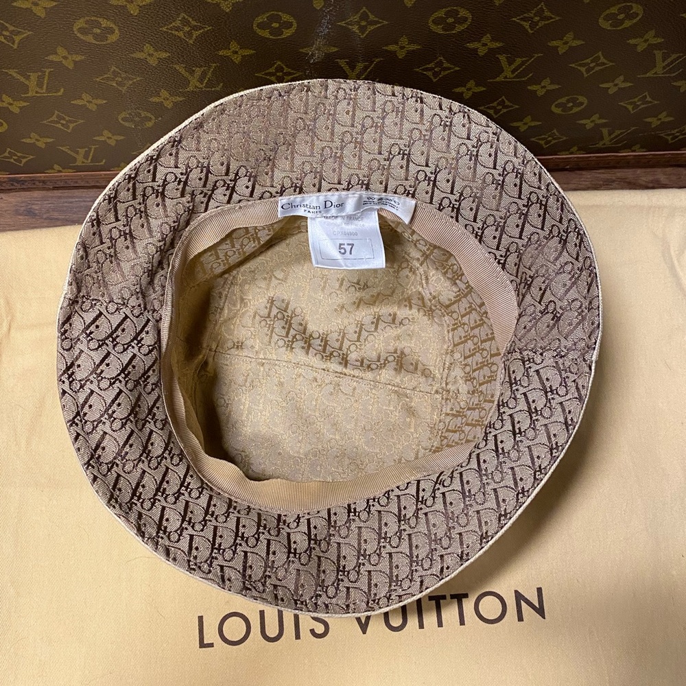 Dior bucket hat - Picture 10 of 16